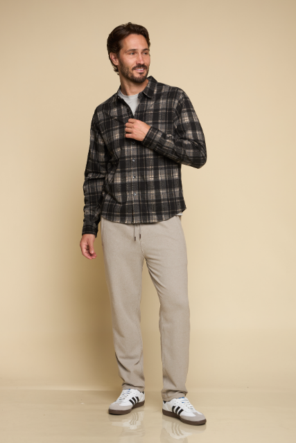 Nazare Cove - Men's Button Front Long Sleeve Flannel