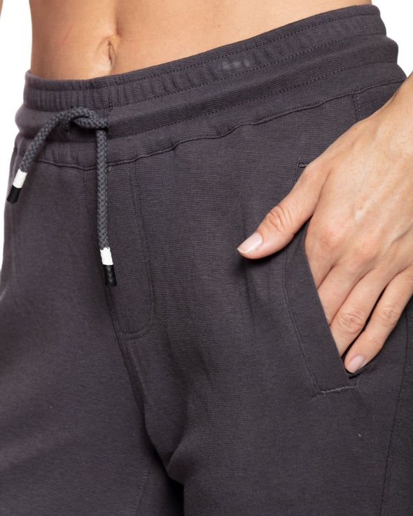 Cove Crop Jogger Iron