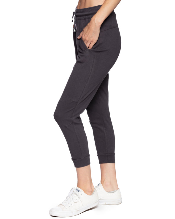 Cove Crop Jogger Iron